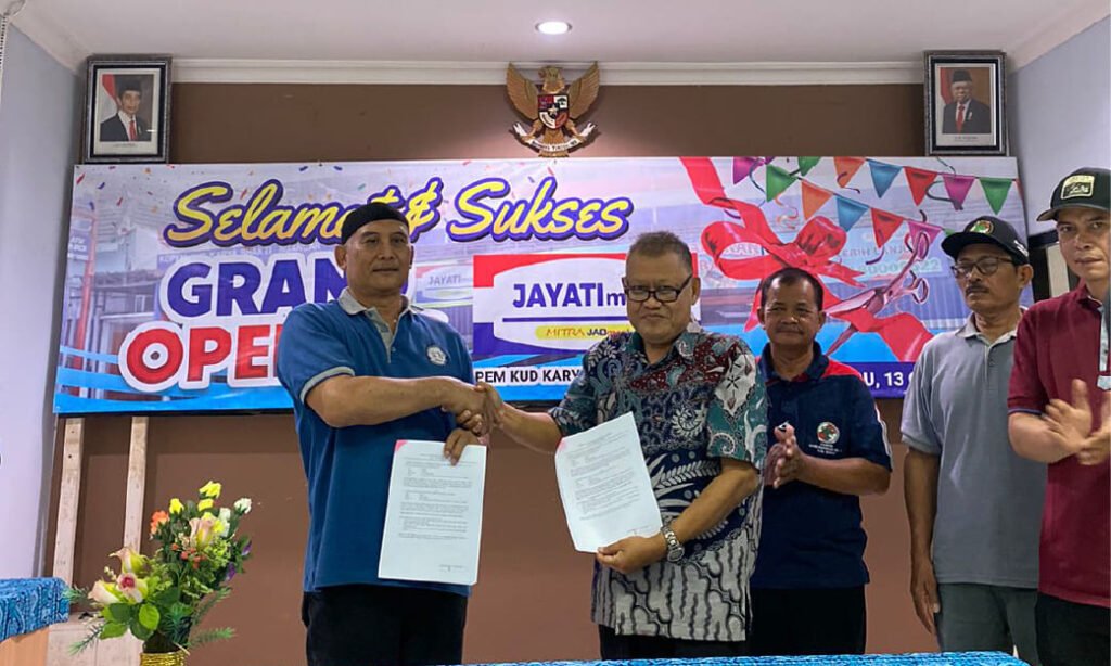 Grand Opening Jayati Mart di Kediri: Jalan Sehat, Potong Pita, dan Doorprize Sembako Meriahkan Acara