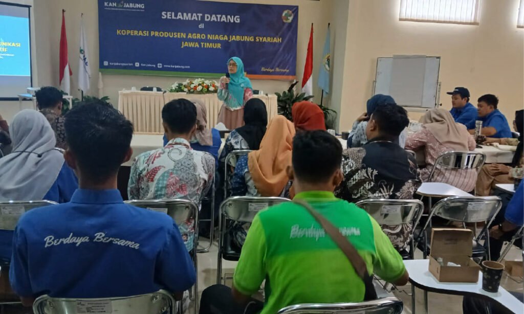 Pelatihan "Efektif Komunikasi dalam Dunia Kerja" di KAN Jabung Sukses Dilaksanakan