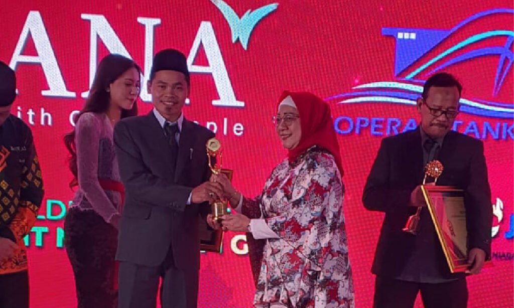 KAN Jabung Raih Penghargaan Koperasi Produsen Besar Jawa Timur 2025