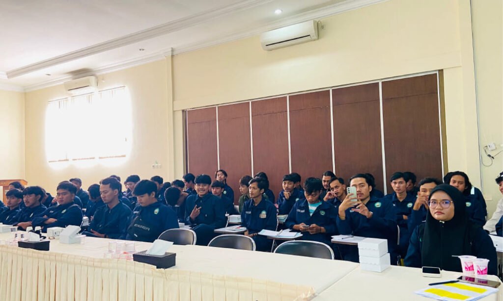 Kerja Sama Industri–Kampus: Mahasiswa Peternakan UNISMA Kunjungi KAN Jabung