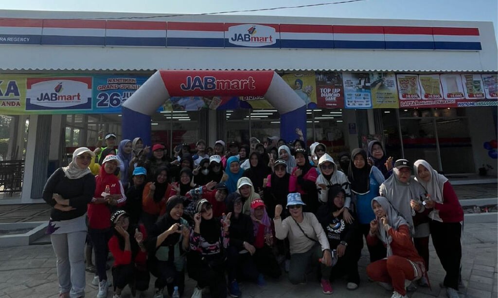Grand Opening JABMart Puri Safira Meriahkan Menganti Gresik