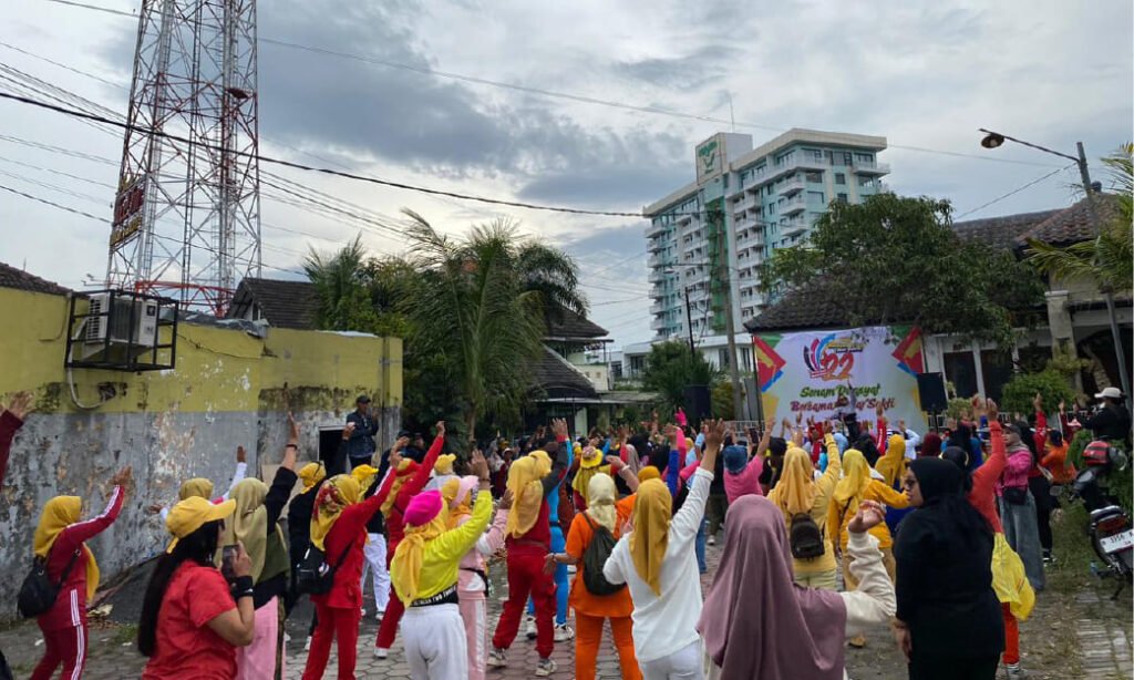 Jabmilk dan BPRS Al Hijrah Meriahkan HUT ke-22 Radio Tidar Sakti dengan Booth, Souvenir, dan Senam Bersama
